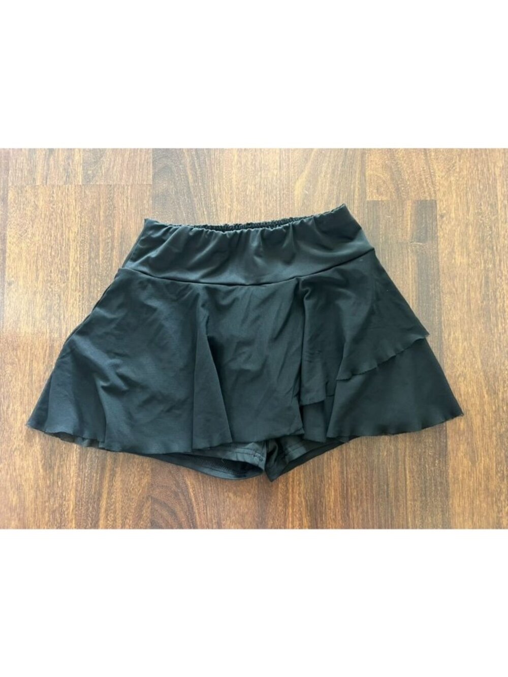 Women’s Black Ruffle Tennis Skort Size M High Waist Athletic Mini Skirt Shorts